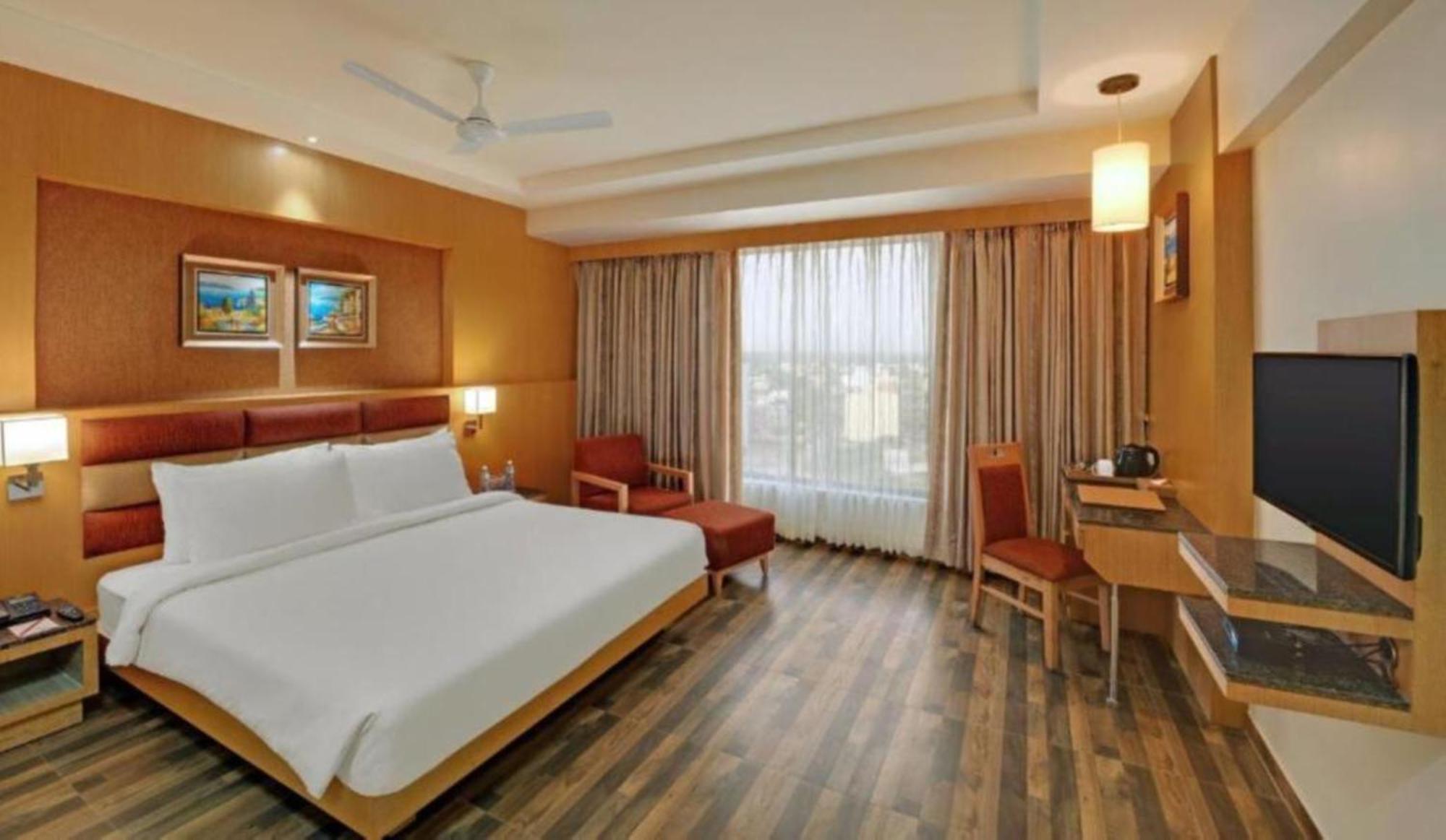 Hotel Seven Inn Near Delhi Airport Nova Deli Exterior foto